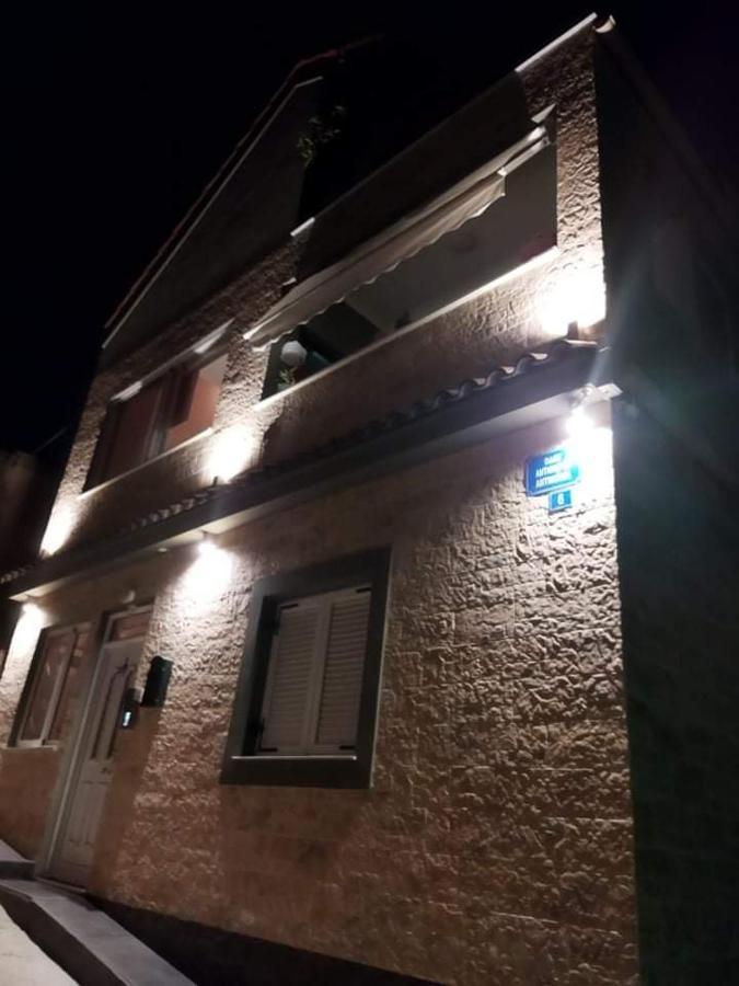 Argostoli Loftアパートホテル エクステリア 写真